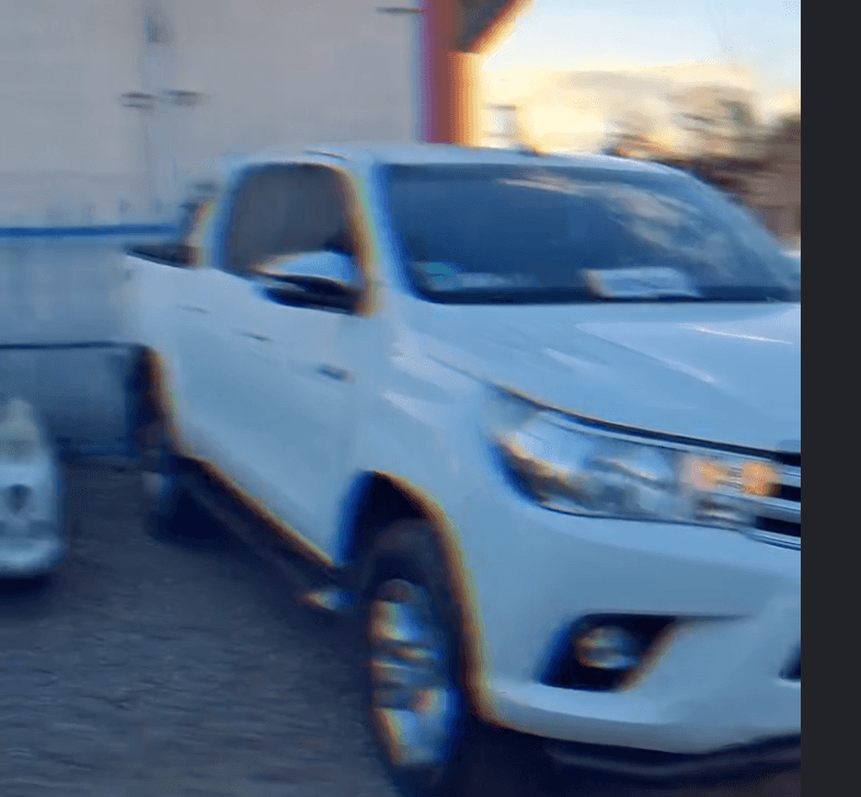 Toyota Hilux SR 4x4